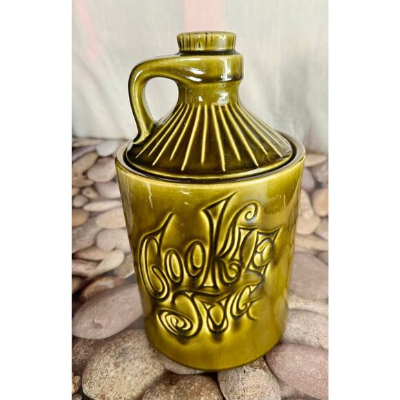 VINTAGE WISKEY JUG COOKIE JAR - Picture 1 of 8